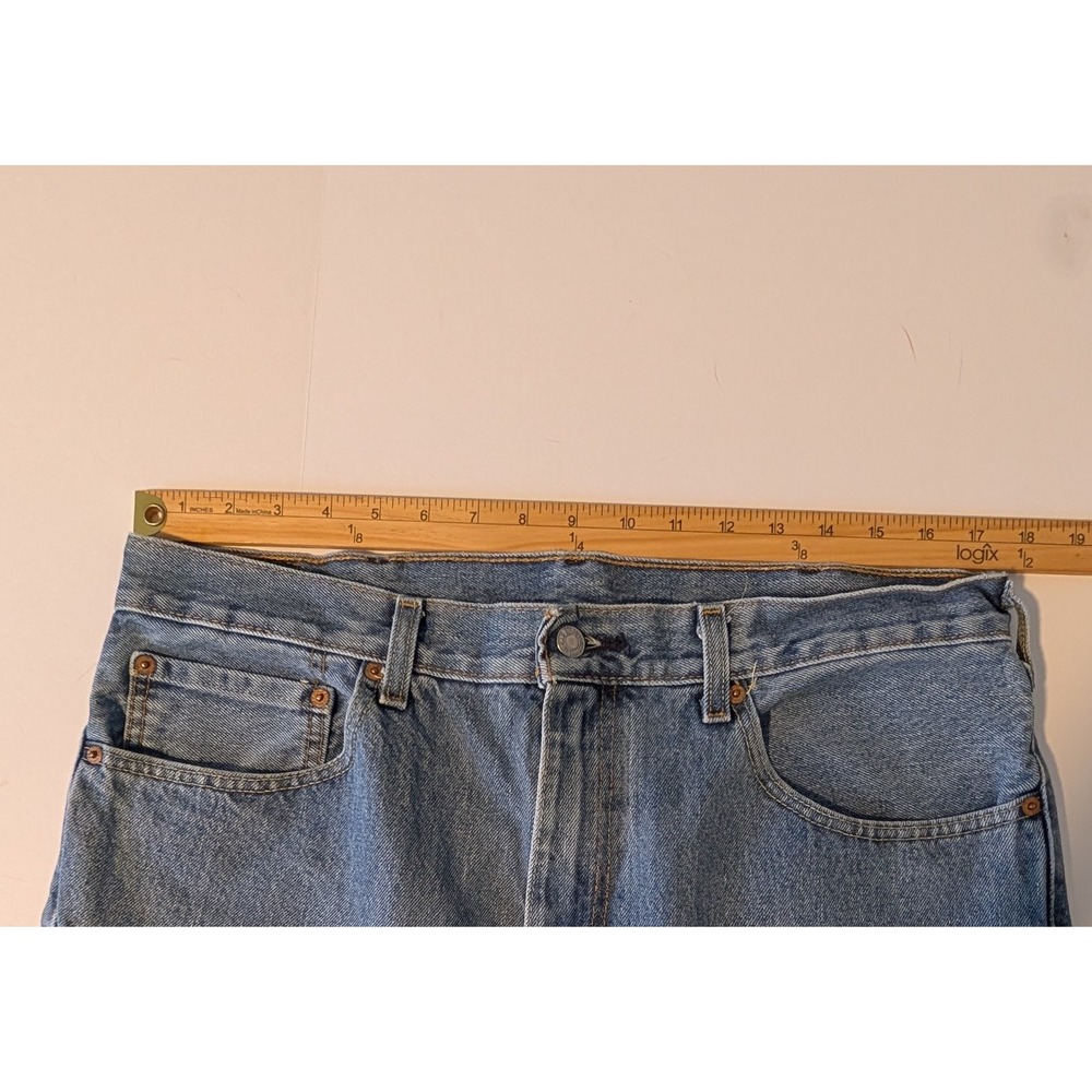 Levis 517 Bootcut Jeans Mens 35x29 (tag 36x29) Blue Denim Medium Wash Cotton - Picture 3 of 5